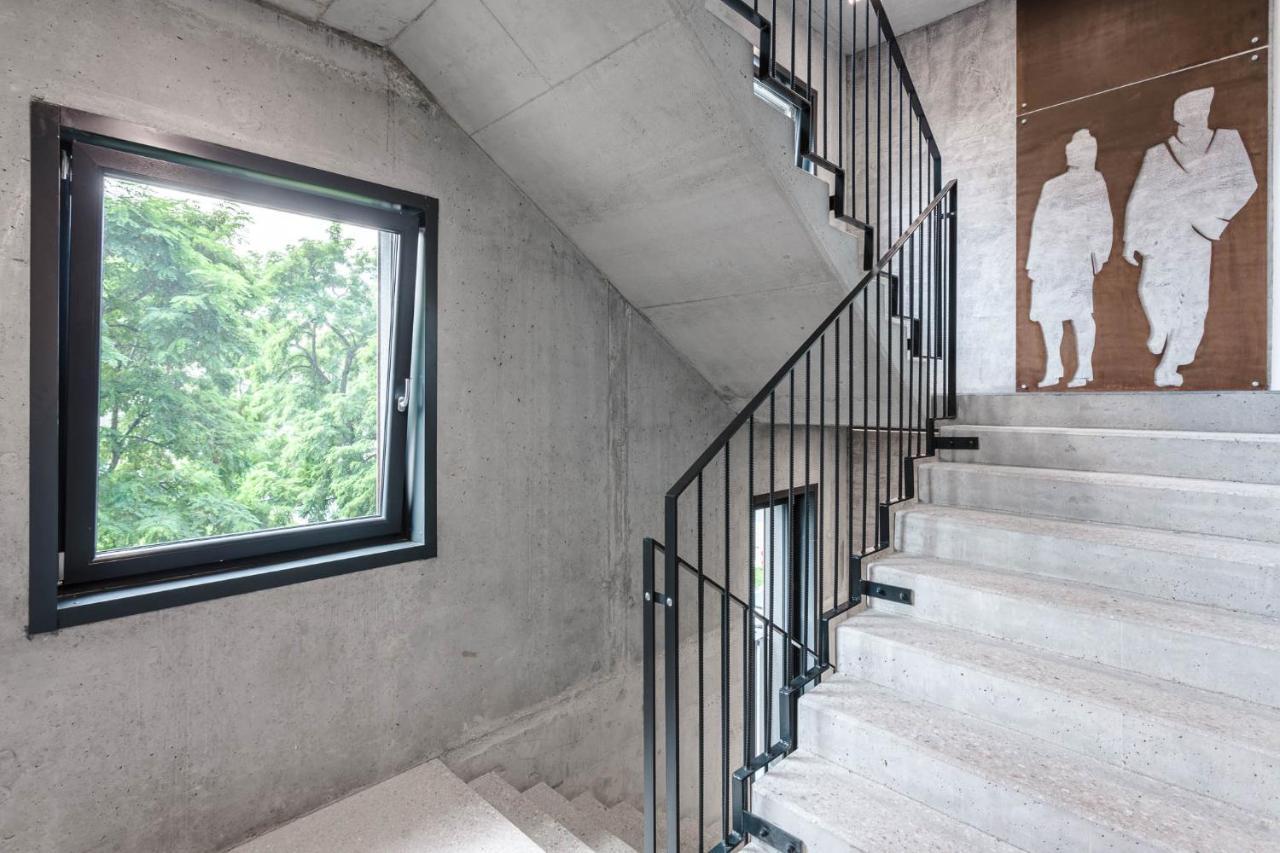 Chill Apartments Praga Residence Warschau Buitenkant foto